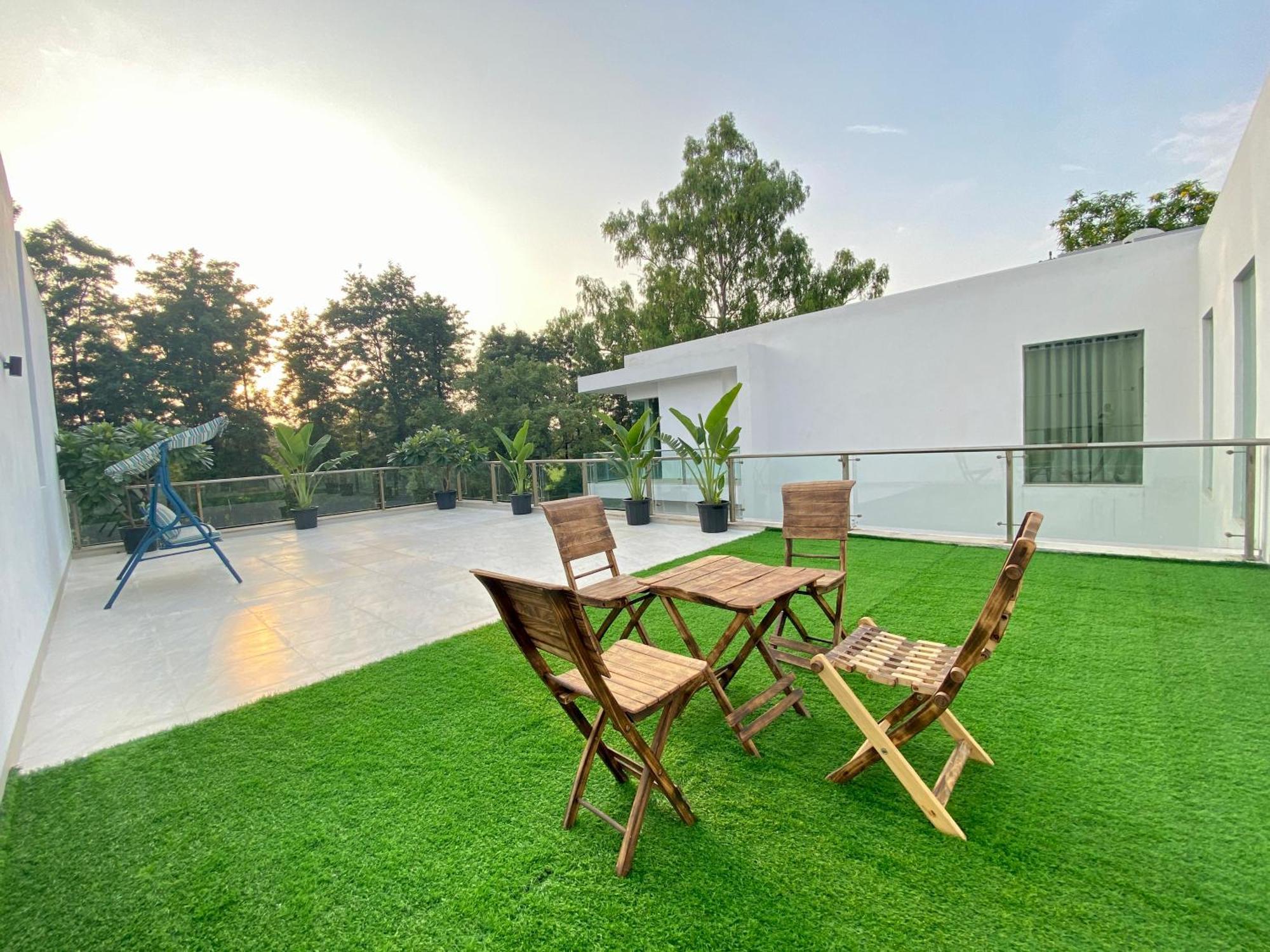 Karma Lakelands, Gurugram Gurgáon Exteriér fotografie